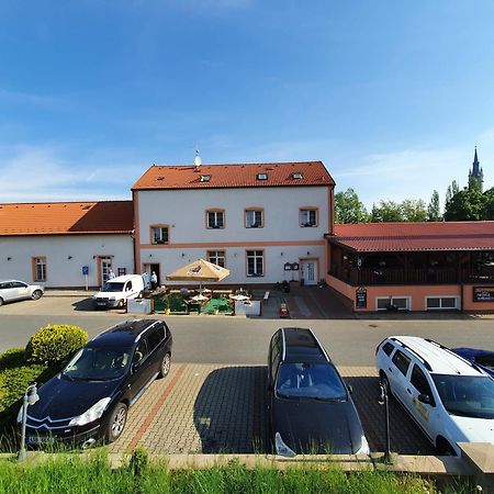 Pivovarska Restaurace Caslav Cáslav Exterior foto